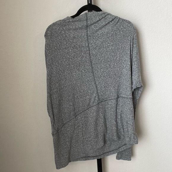 Free People Londontown Thermal Tunic Top Grey Asymmetric Hem Bohemian Size Small - Picture 3 of 6